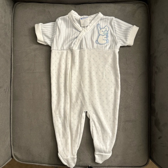 Boys’ 3 Month Outfit Lot - Picture 2 of 8